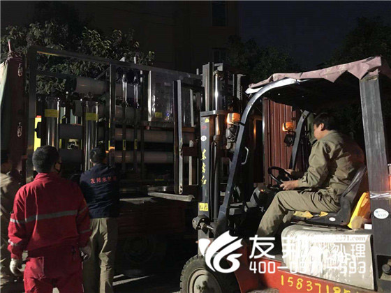 5噸雙級(jí)純凈水設(shè)備.jpg