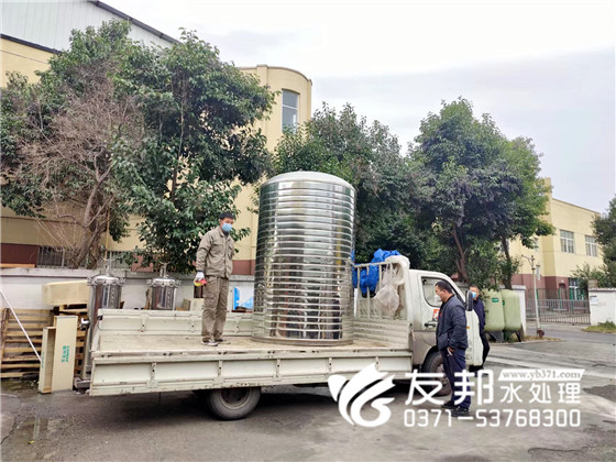 修武冷飲廠2噸單級(jí)一體機(jī)設(shè)備發(fā)貨16.jpg